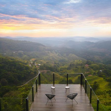 Amalu Luxury View Cabins Monteverde Eksteriør bilde